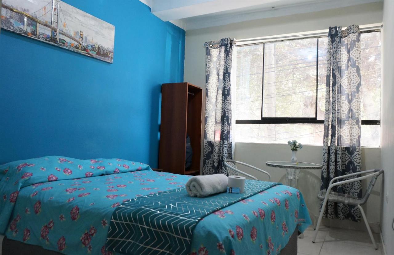 Aypa Hostal Trujillo Eksteriør bilde