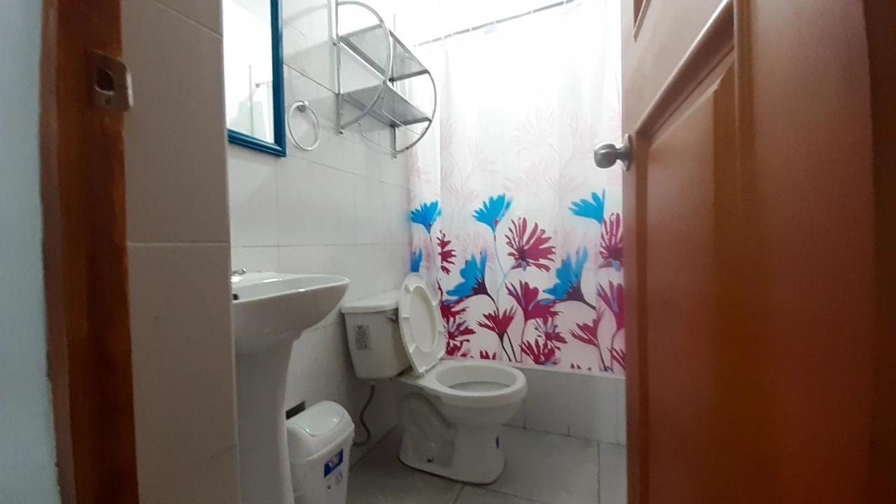 Aypa Hostal Trujillo Eksteriør bilde